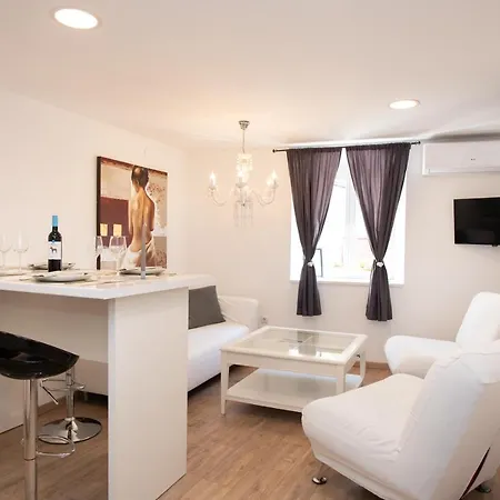 Barone Apartamento Šibenik