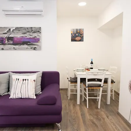 Barone Apartment *